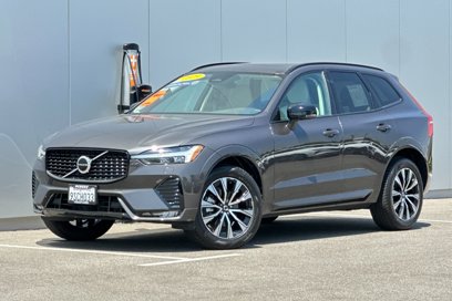 Used 2025 Volvo XC60 B5 Core w/ Protection Package Premier