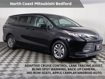 Used 2022 Toyota Sienna LE