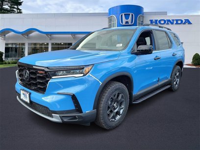 New 2025 Honda Pilot TrailSport