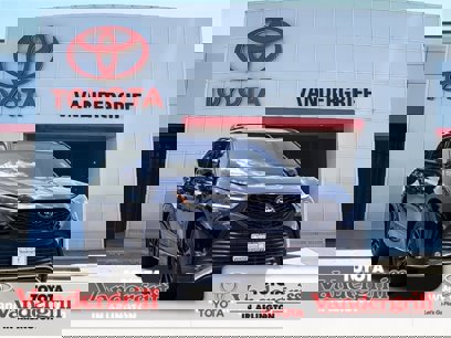 Certified 2023 Toyota Highlander XSE