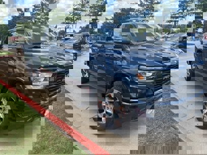 Used 2020 RAM 1500 Laramie w/ Sport Appearance Package