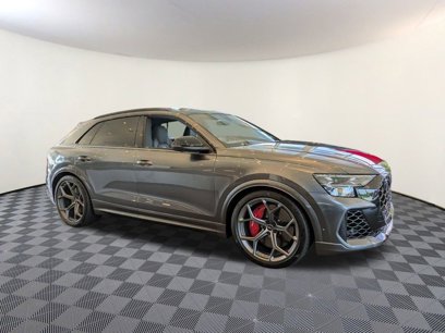 New 2025 Audi RS Q8 performance