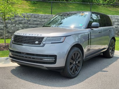 New 2025 Land Rover Range Rover SE