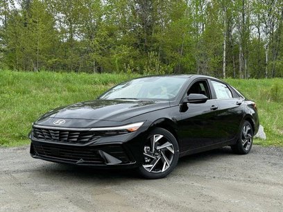 New 2025 Hyundai Elantra SEL