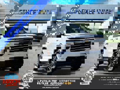 New 2025 Chevrolet Traverse LT w/ Driver Confidence Package