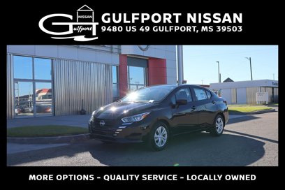 Used 2024 Nissan Versa S w/ Trunk Package