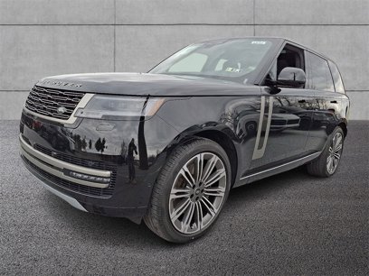 New 2025 Land Rover Range Rover SE