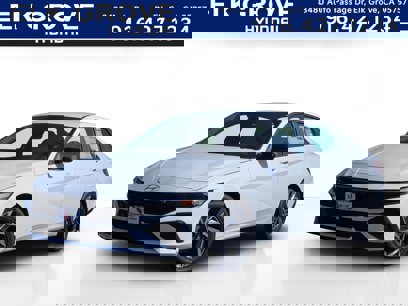 New 2025 Hyundai Elantra SEL