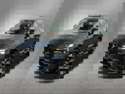 Certified 2025 Volvo XC60 T8 Plus w/ Protection Package Premier