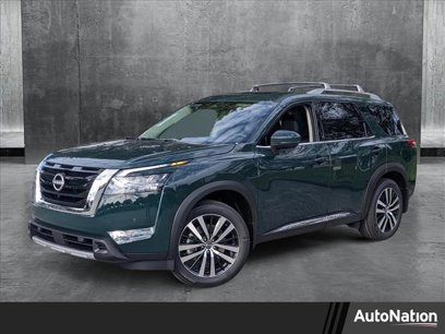 New 2025 Nissan Pathfinder Platinum w/ Cargo Package