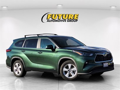 Used 2023 Toyota Highlander LE