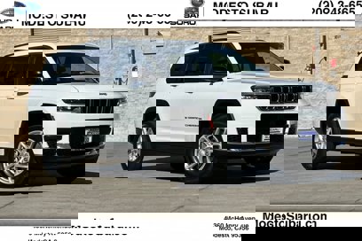 Used 2023 Jeep Grand Cherokee L Laredo