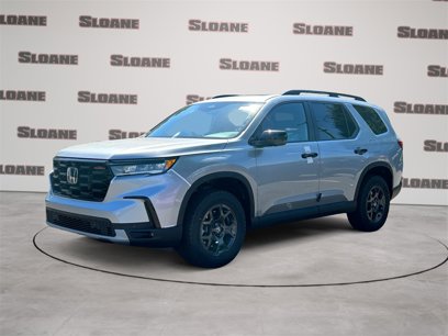 New 2025 Honda Pilot TrailSport
