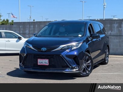 Used 2021 Toyota Sienna XSE
