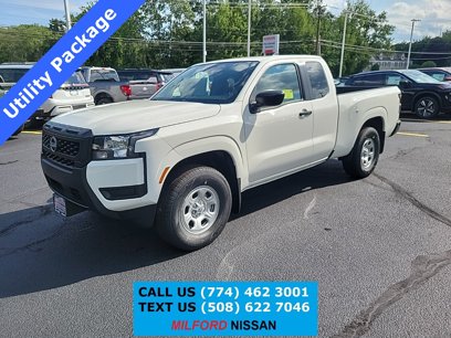 New 2025 Nissan Frontier S