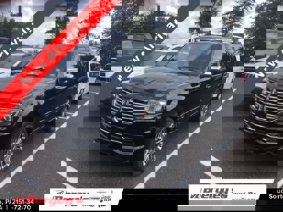 Used 2017 Lincoln Navigator Select