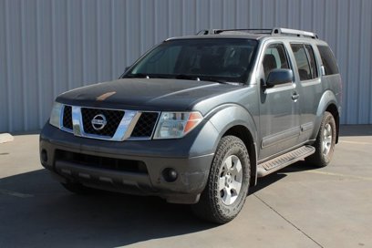 Used 2006 Nissan Pathfinder SE w/ (P01) Se Premium Pkg