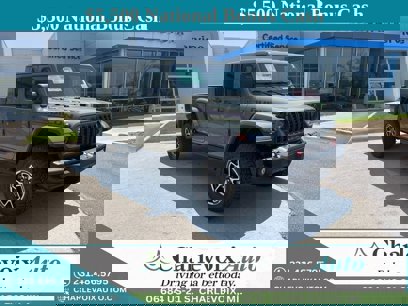 New 2025 Jeep Gladiator Rubicon w/ Convenience Group