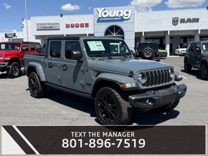 New 2025 Jeep Gladiator Sport