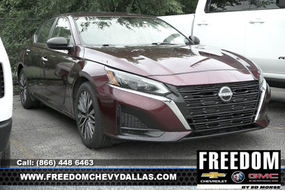 Used 2024 Nissan Altima 2.5 SV