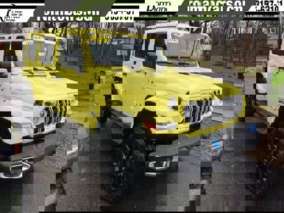 New 2024 Jeep Wrangler Sahara w/ Safety Group