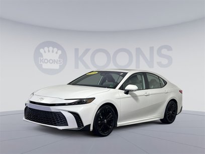 Used 2025 Toyota Camry SE