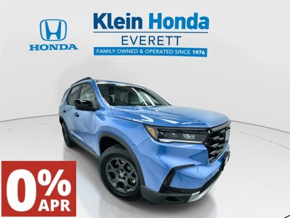 New 2025 Honda Pilot TrailSport
