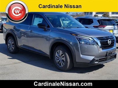 New 2025 Nissan Pathfinder S