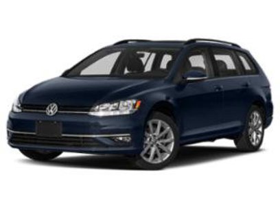 Used 2018 Volkswagen Golf SE