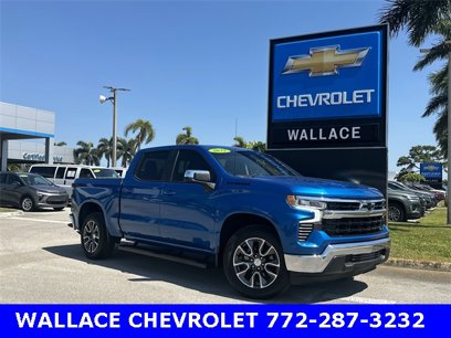 Certified 2022 Chevrolet Silverado 1500 LT w/ LPO, Dark Essentials Package