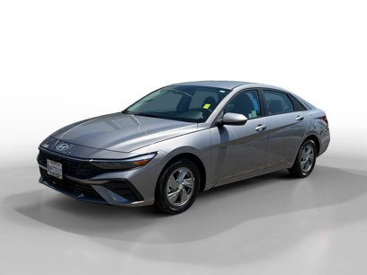 Certified 2025 Hyundai Elantra SE