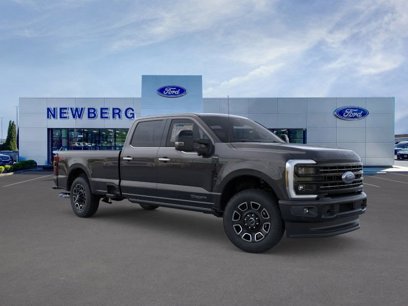 New 2025 Ford F350 Platinum w/ FX4 Off-Road Package