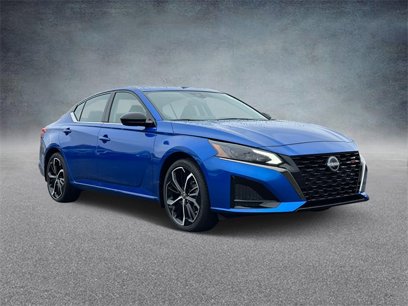 New 2025 Nissan Altima 2.5 SR w/ SR Premium Package