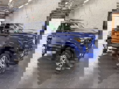 New 2025 Toyota Tacoma SR5