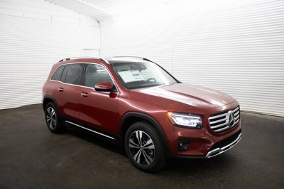 New 2025 Mercedes-Benz GLB 250