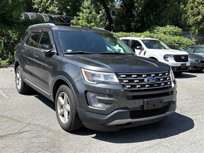 Used 2017 Ford Explorer XLT w/ Equipment Group 202A