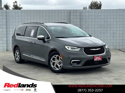 Certified 2023 Chrysler Pacifica Limited
