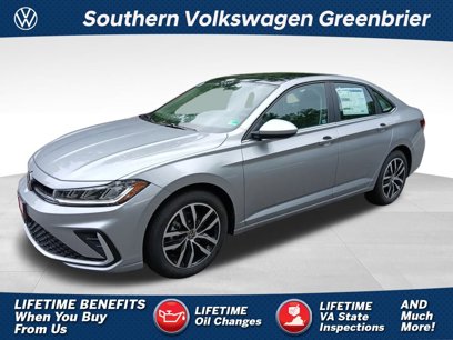 New 2025 Volkswagen Jetta SE