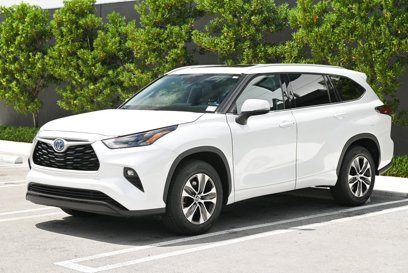 Used 2022 Toyota Highlander XLE