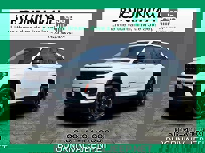 New 2025 Jeep Grand Cherokee Altitude