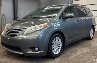 Used 2014 Toyota Sienna XLE