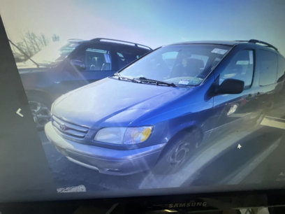 Used 2001 Toyota Sienna XLE