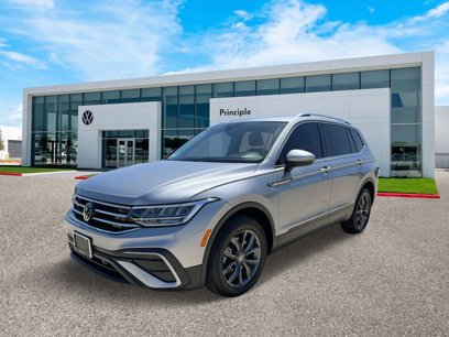 Certified 2022 Volkswagen Tiguan SE w/ Panoramic Sunroof Package