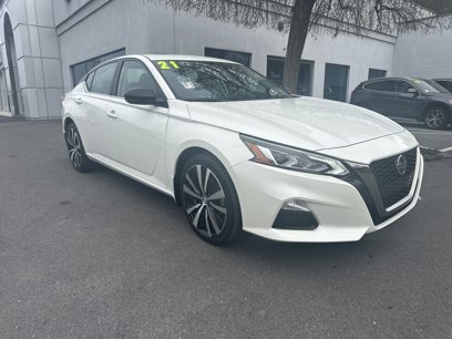 Used 2021 Nissan Altima 2.5 SR w/ SR Premium Package