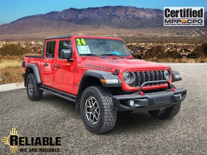 Used 2024 Jeep Gladiator Rubicon w/ Technology Group