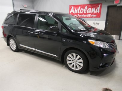 Used 2017 Toyota Sienna XLE Premium