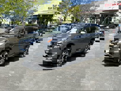 Used 2021 Nissan Rogue SV