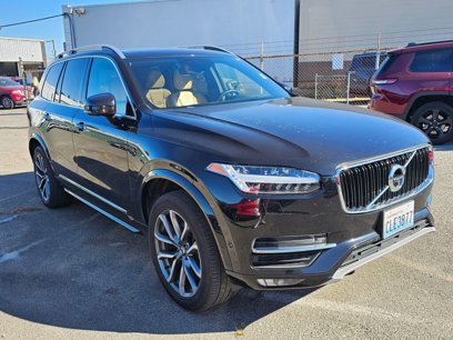Used 2018 Volvo XC90 T6 Momentum w/ Convenience Package