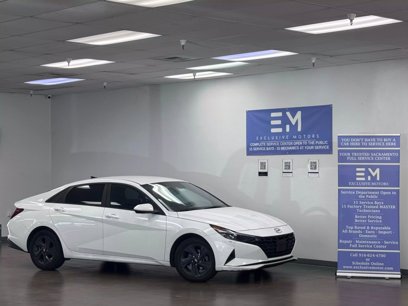 Used 2021 Hyundai Elantra Blue