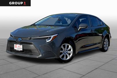 Used 2025 Toyota Corolla LE